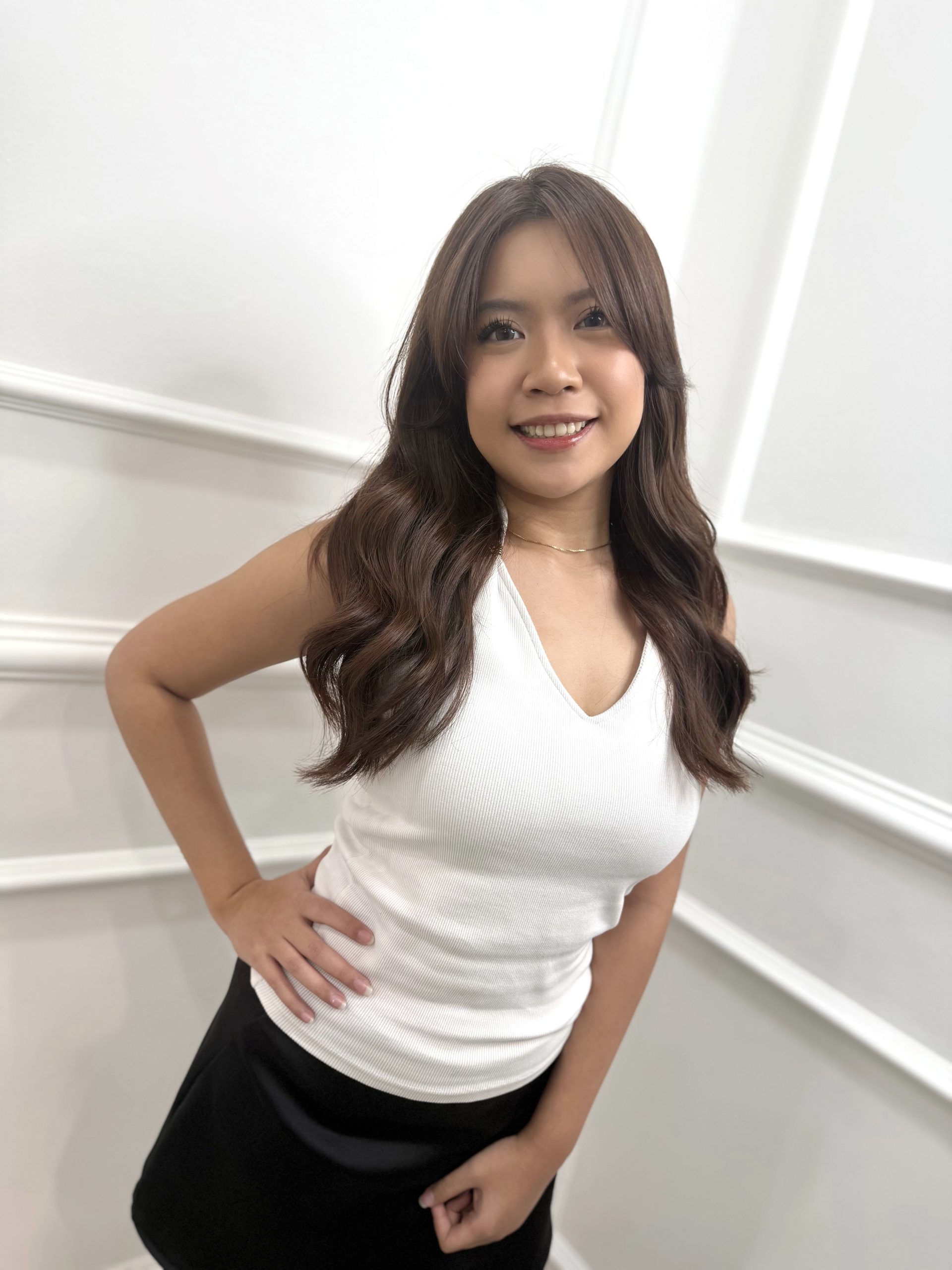Wavy Bang Cut × Beige Highlight Color