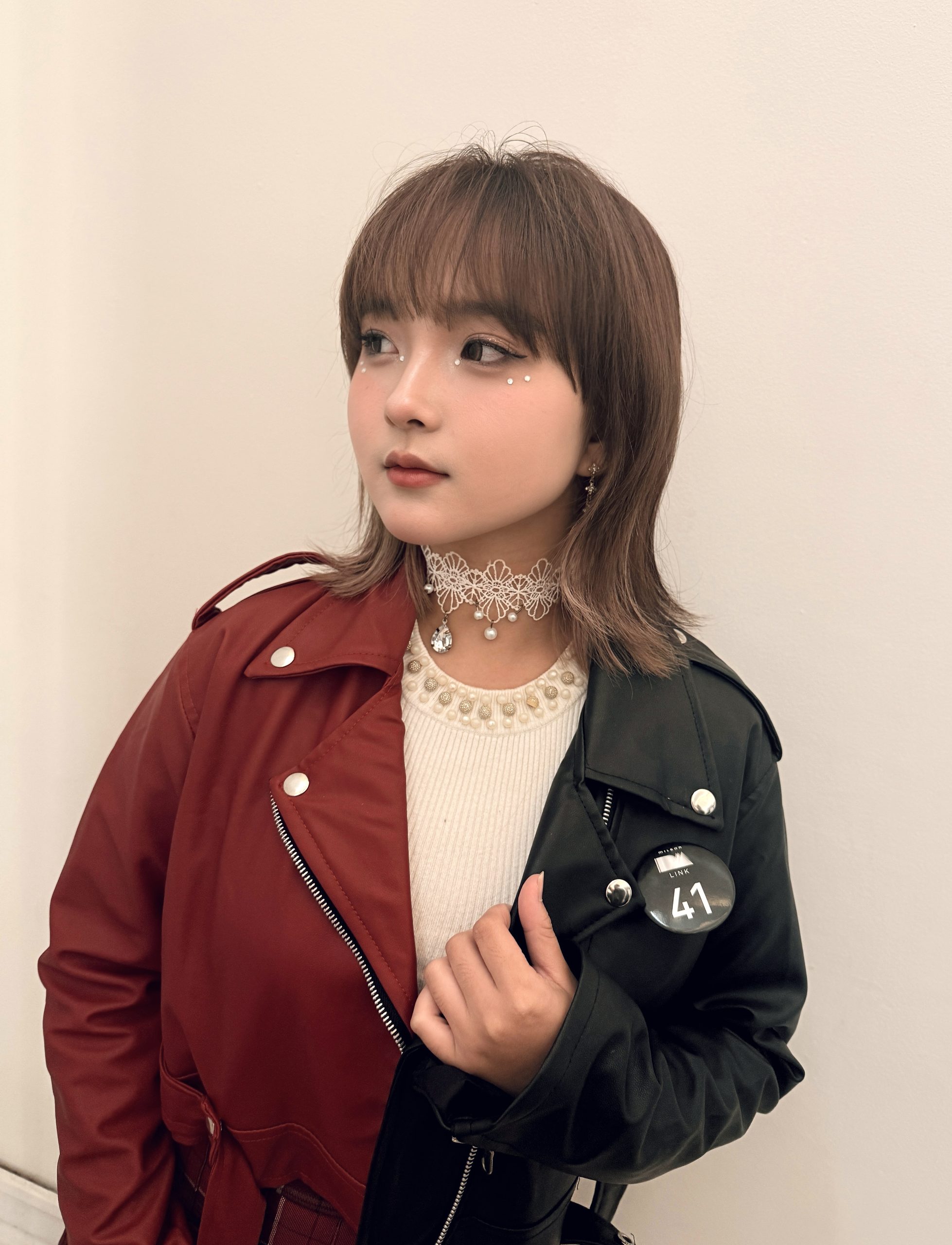Medium Bob Cut × Peekaboo Color