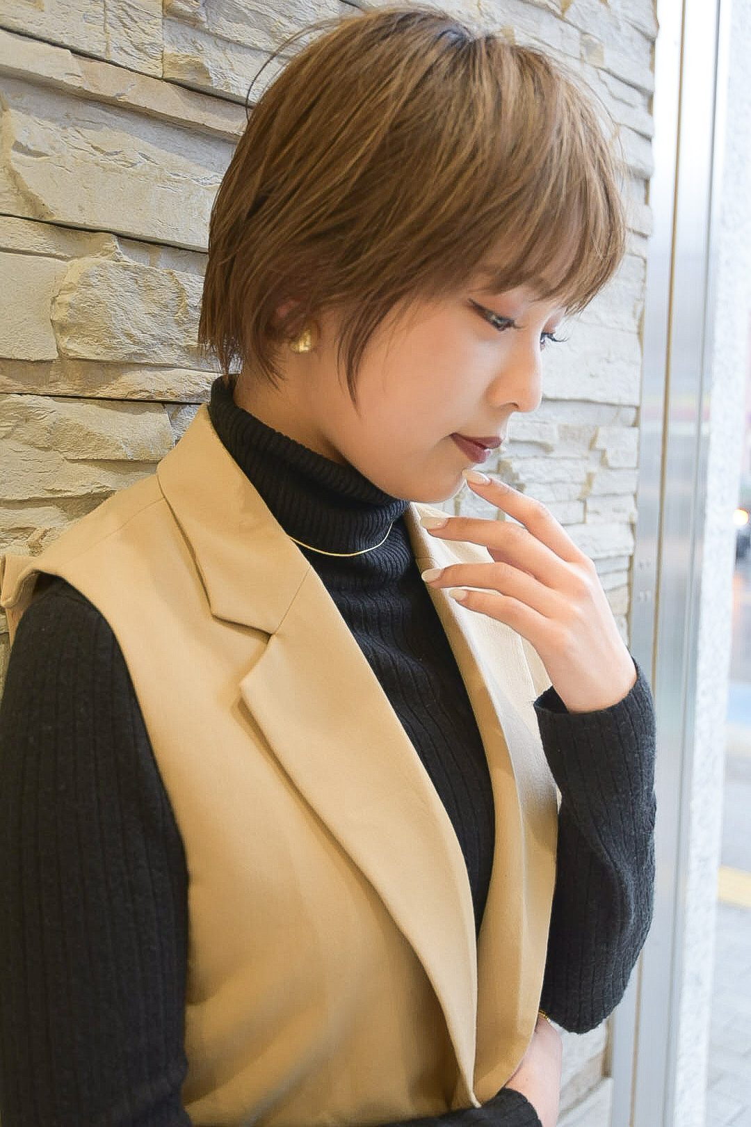 Short Hair x Beige Hair Color in Jakarta.